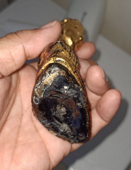 ขายยกคู่ พระบัวเข็มลงรักปิดทองเดิม อีกองค์ เหรียญหันข้างเล็ก เจ้าคุณนรรัตน์ ปี13 แจกกกรรมการ  พระบ้านๆทั้งคู่ ราคาคู่ 800- ย้ำ 800 บาทครับ รูปที่ 3