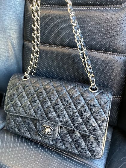 Chanel classic 