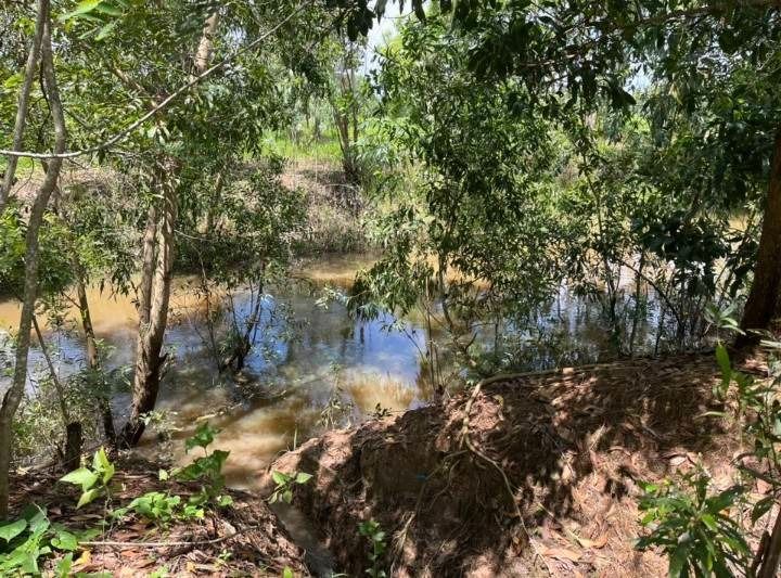 ขายที่ดินสวย วิวดีติดคลอง ใกล้สนามบินสกลนคร รูปที่ 4