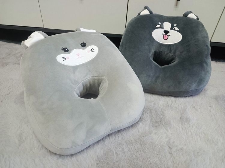 หมอนงีบบนโต๊ะ (เสริมใส้หนานุ่มกว่าเดิม) ขายใบละ 80 บาท