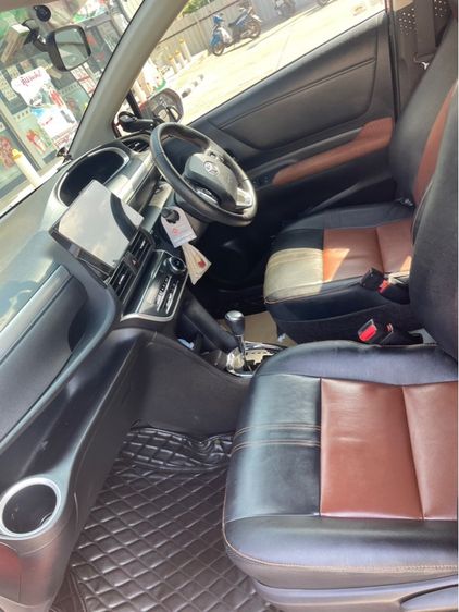 Toyota Sienta 2018 1.5 V Utility-car เบนซิน ไม่ติดแก๊ส เกียร์อัตโนมัติ ส้ม รูปที่ 4