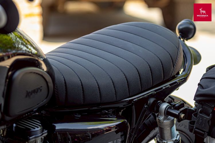 Triumph Bonneville T100 Supercustom ปี2015 ของแต่งแสนกว่า รูปที่ 17