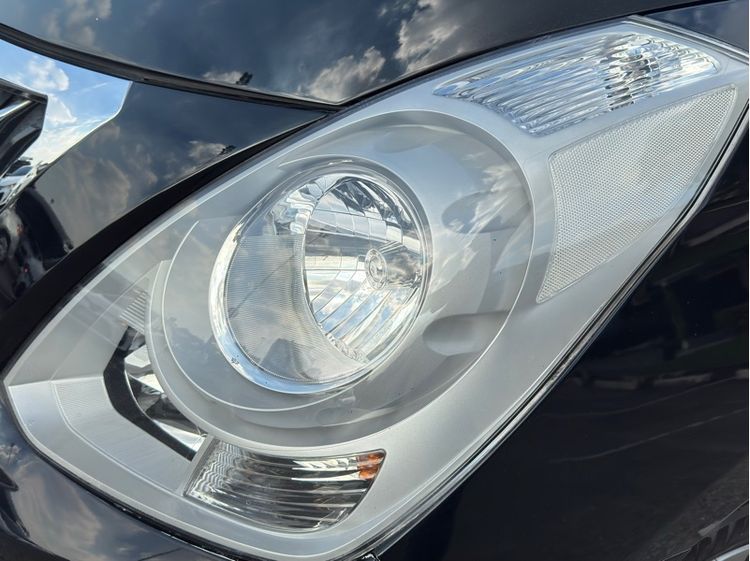 Hyundai H-1  2017 2.5 Deluxe Utility-car ดีเซล เกียร์อัตโนมัติ ดำ รูปที่ 4