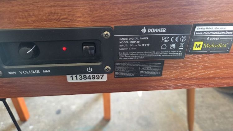เปียโนไฟฟ้า Donner DDP-80 สภาพสวย ใช้งานน้อยมาก
ราคา 8700 โทร. 0943214826 ดูได้ที่ เคหะร่มเกล้า รูปที่ 5