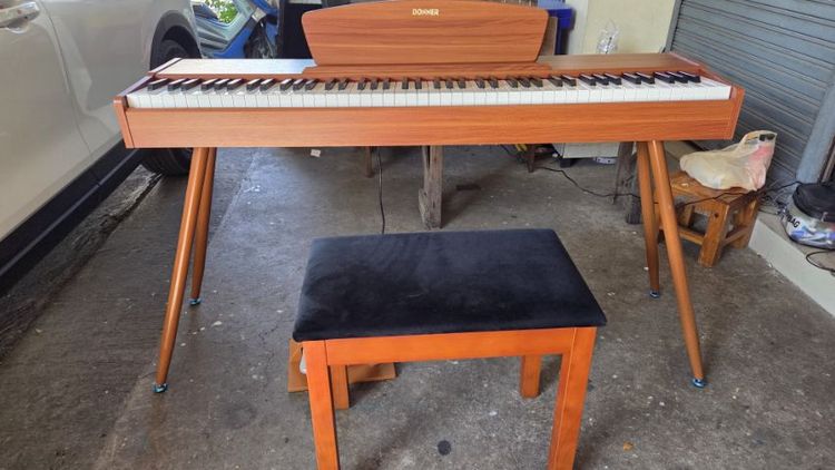 เปียโนไฟฟ้า Donner DDP-80 สภาพสวย ใช้งานน้อยมาก
ราคา 8700 โทร. 0943214826 ดูได้ที่ เคหะร่มเกล้า รูปที่ 2