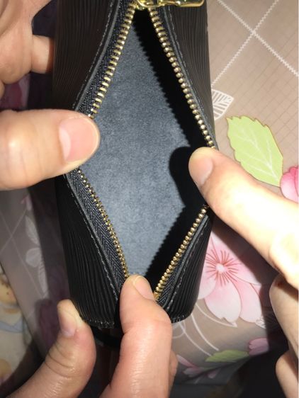 Louis Vuitton ของแท้ สภาพดีมากๆ เดิมๆ ไม่มีซ่อม รูปที่ 17