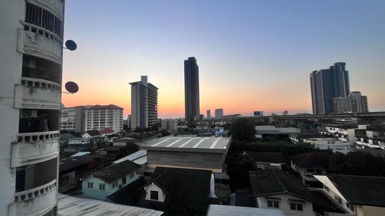 ตกแต่งครบ อื่นๆ สร้างเสร็จก่อน 2010 ไม่อนุญาต Non City Tower รูปที่ 3