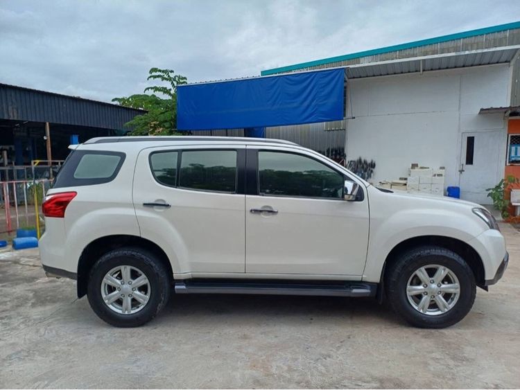 Isuzu MU-X 2015 3.0 4WD Utility-car ดีเซล ไม่ติดแก๊ส เกียร์อัตโนมัติ ขาว รูปที่ 2