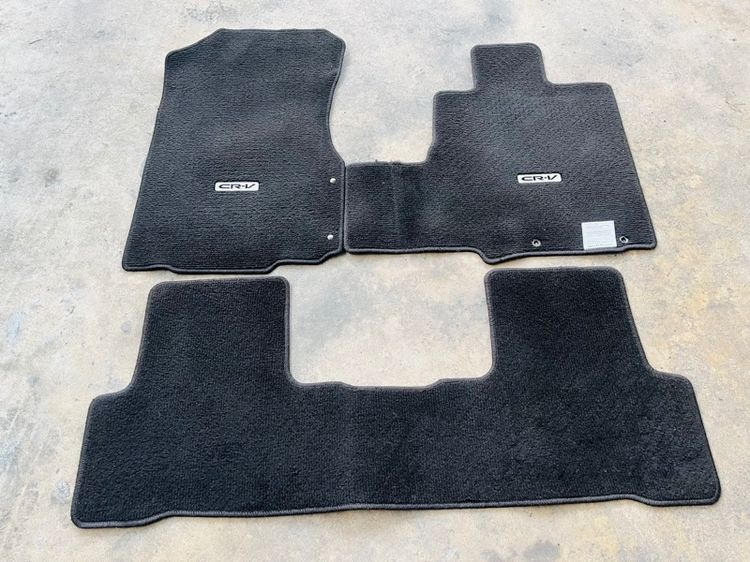 พรมรถยนต์พร้อมแผ่นรอง CRV gen3