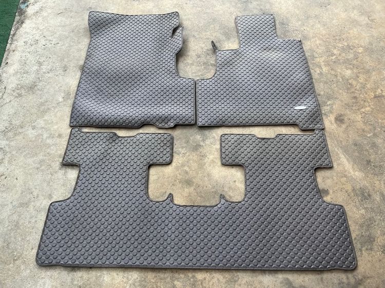 พรมรถยนต์พร้อมแผ่นรอง CRV gen3 รูปที่ 4