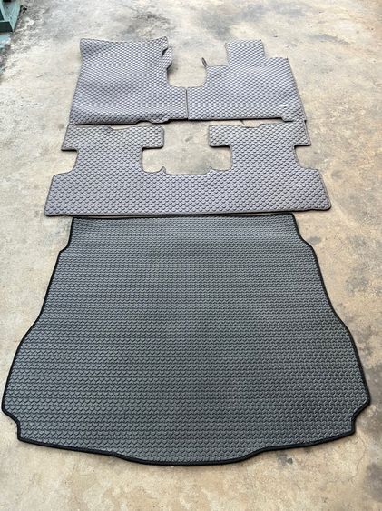 พรมรถยนต์พร้อมแผ่นรอง CRV gen3 รูปที่ 3