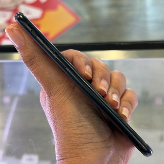 iPhone SE3 2022 64GB สีดำ เครื่องศูนย์ โมเดลTH สภาพสวย รองรับ5G 🔥🔥 รูปที่ 3