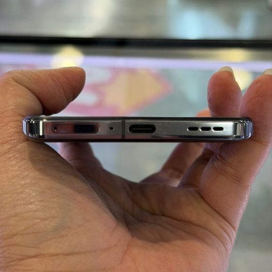 Oppo Find N3 Flip สีดำ เครื่องศูนย์ สภาพสวยมาก จอ6.8นิ้ว แรม12รอม256 Dimensity9200 กล้อง50ล้าน(3ตัว)🔥🔥 รูปที่ 5