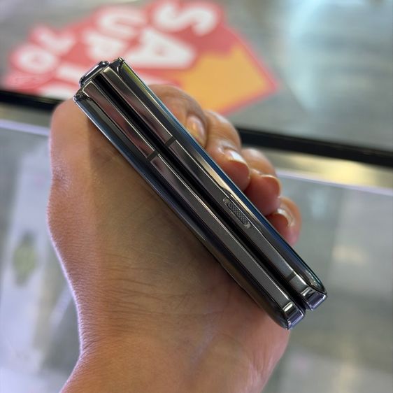 Oppo Find N3 Flip สีดำ เครื่องศูนย์ สภาพสวยมาก จอ6.8นิ้ว แรม12รอม256 Dimensity9200 กล้อง50ล้าน(3ตัว)🔥🔥 รูปที่ 9