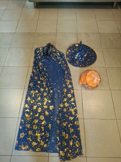 ไม่มีแขน ฟ้า L อื่นๆ อื่นๆ ชุดแฟนซีใส่จัดงาน ชุดแม่มด สภาพดีมากใส่แค่ครั้งเดียวค่ะ