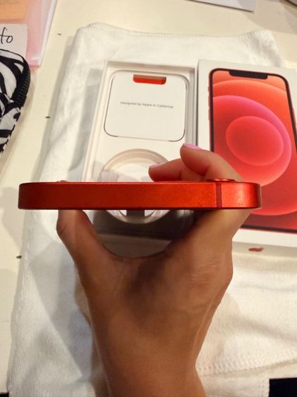iPhone 12 Red 64GB รูปที่ 5