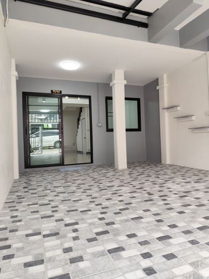 ใช่ ขาย ทฮ.รีโนเวทยกหลังสวยมาก รูปที่ 2