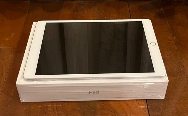 ขาย iPad (10.2") Gen 7 Wifi 128GB Silver ศูนย์ไทย