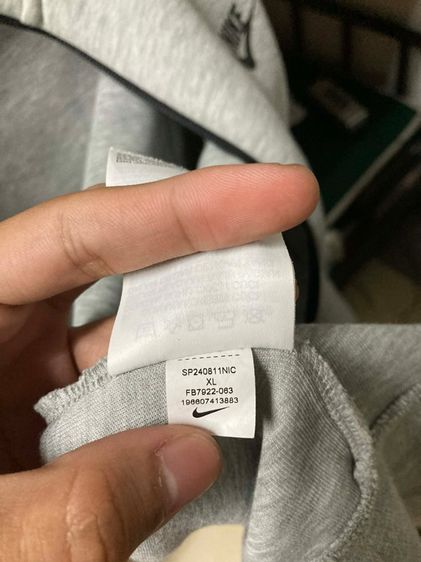 เสื้อ Nike tech fleece gray รูปที่ 2