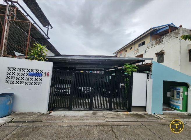 ขายด่วนบ้านเดี่ยว 66 ตร.วา ทำเลเหมาะทำธุรกิจ 6.6 ลบ.