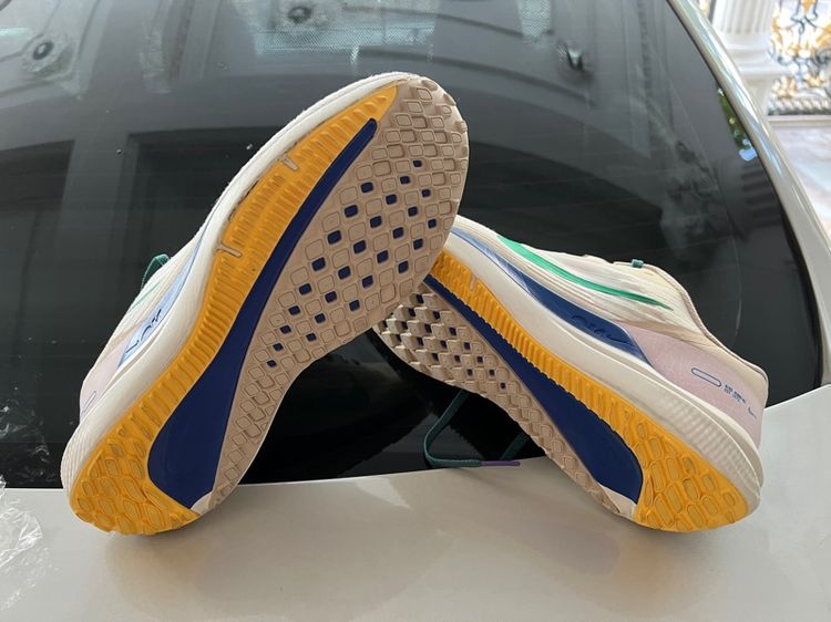 ขายถูก รองเท้า Nike ของแท้ สภาพสวย 42.5 270cm โละ หลายคู่ รูปที่ 11