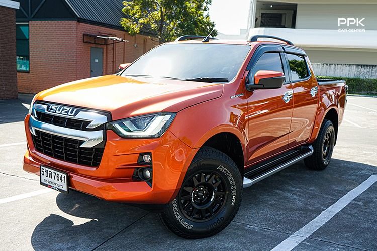 รถ Isuzu D-MAX 1.9 Hi-Lander L สี ส้ม