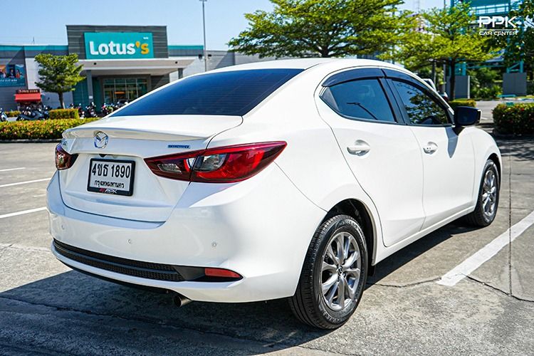 Mazda Mazda 2 2023 1.3 C Sedan เบนซิน ไม่ติดแก๊ส เกียร์อัตโนมัติ ขาว รูปที่ 4