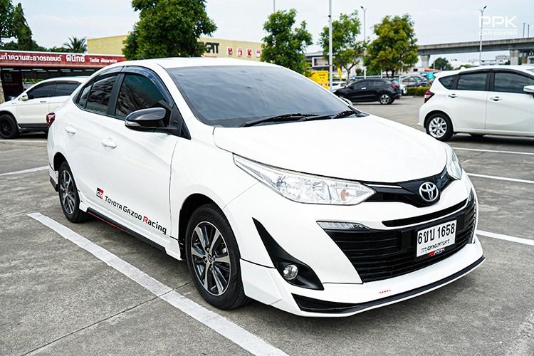 Toyota Yaris ATIV 2020 1.2 Mid Sedan เบนซิน ไม่ติดแก๊ส เกียร์อัตโนมัติ ขาว รูปที่ 3