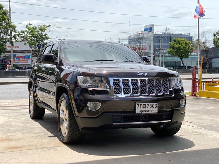 รถ Jeep Grand Cherokee 3.0 SRT 4WD สี น้ำตาล