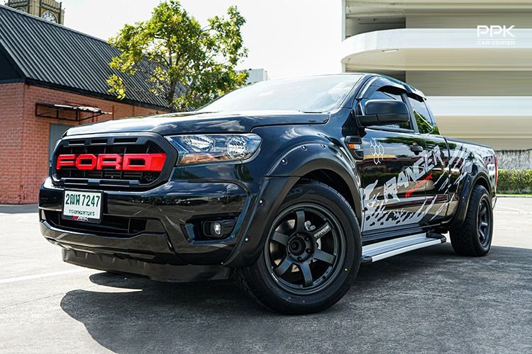 รถ Ford Ranger 2.2 XL สี ดำ