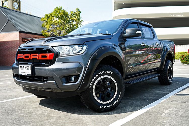 รถ Ford Ranger 2.2 Hi-Rider XLT สี ดำ