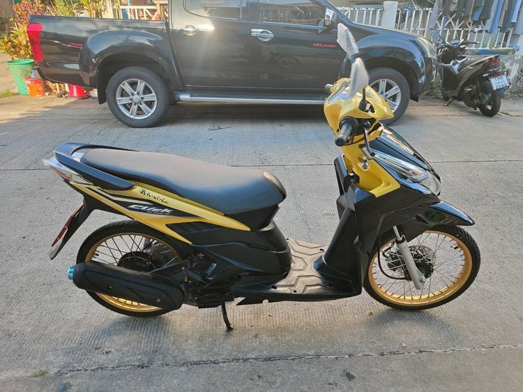 🛵ยังไงก็ขาย CLICK- i ปี 52 เครื่องดี สีสวย สตาร์ทมือ (ท่อดัง) เล่มชุดโอนครบ+เปลี่ยนถ่ายน้ำมันเครื่องฟรี ส่งฟรี30 ก.ม รูปที่ 3