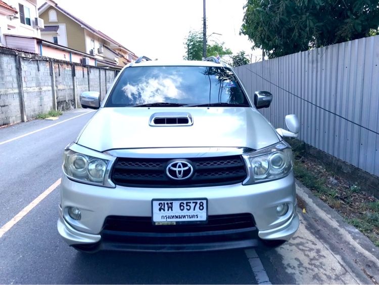 Toyota Fortuner 2008 3.0 V Utility-car ดีเซล ไม่ติดแก๊ส เกียร์อัตโนมัติ เทา รูปที่ 2