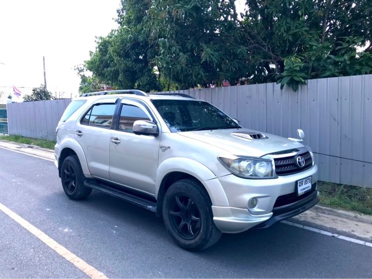 Toyota Fortuner 2008 3.0 V Utility-car ดีเซล ไม่ติดแก๊ส เกียร์อัตโนมัติ เทา รูปที่ 4