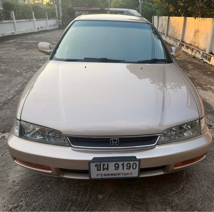Honda Accord 1996 2.2 VTi EX Sedan เบนซิน LPG เกียร์อัตโนมัติ น้ำตาล รูปที่ 2