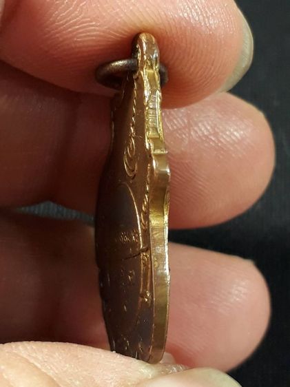 เหรียญปาดตาลหลวงพ่อคง วัดบางกะพ้อม จ.สมุทรสงคราม ปี2486 เนื้อทองแดงกะไหล่ทอง รูปที่ 3