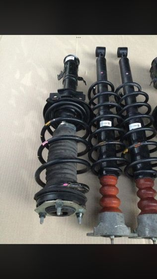 โช๊ค เดิม หน้า หลัง Mazda 2  De ปี 2007 ถึง 2012 Ford Fiesta.  รูปที่ 7