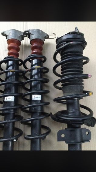 โช๊ค เดิม หน้า หลัง Mazda 2  De ปี 2007 ถึง 2012 Ford Fiesta.  รูปที่ 2