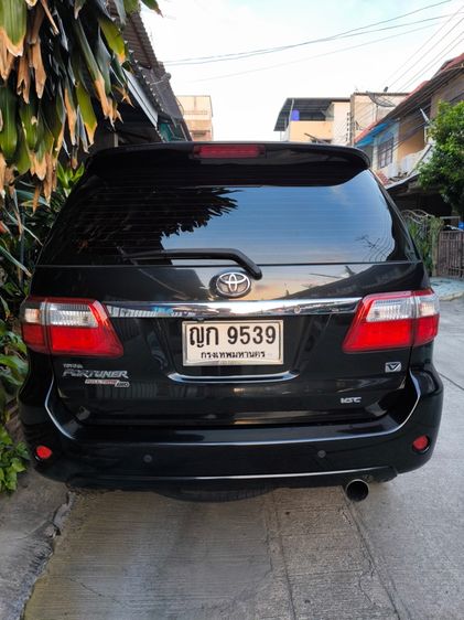 Toyota Fortuner 2011 3.0 V 4WD Van ดีเซล ไม่ติดแก๊ส เกียร์อัตโนมัติ ดำ รูปที่ 3