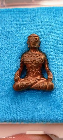 พ่อหุ่นพยนต์ ไหว้ครู68 เนื้อสัมฤทธิ์ หลวงพ่อวิชัยวัดหัวเด่น จ.ชัยนาท รูปที่ 2