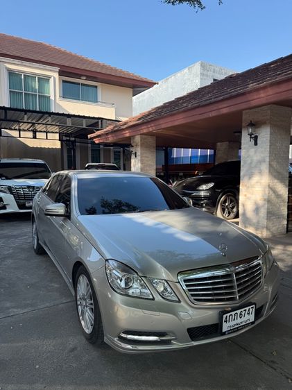 Mercedes-Benz E-Class 2015 E250 CDI Sedan ดีเซล เกียร์อัตโนมัติ น้ำตาล รูปที่ 4