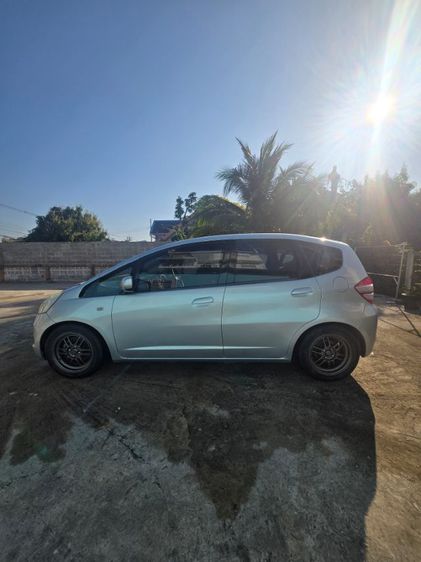 รถ Honda Jazz 1.5 S สี เทา