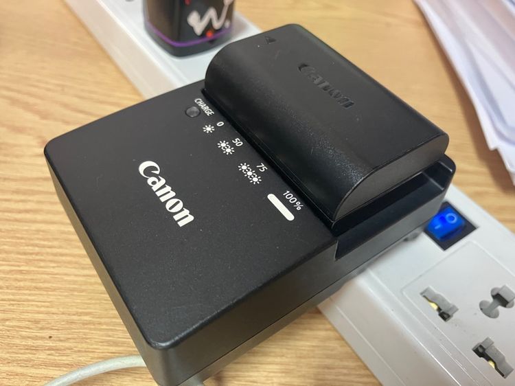 canon  ที่ชาร์จกล้อง และแบตเตอรี่