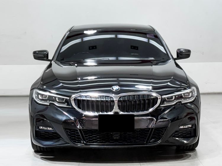 BMW Series 3 2024 320d Sedan ดีเซล เกียร์อัตโนมัติ ดำ รูปที่ 2