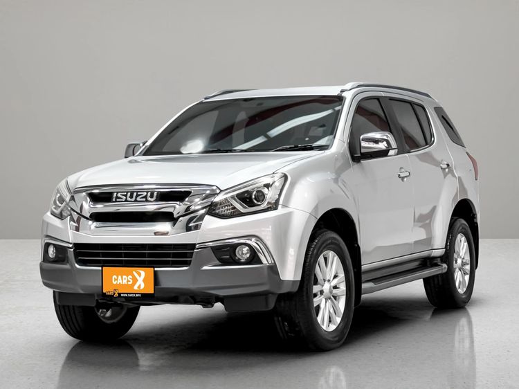 รถ Isuzu MU-X 3.0 สี บรอนซ์เงิน