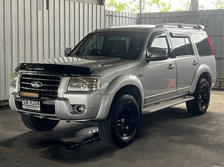 รถ Ford Everest 3.0 LTD TDCI 4WD สี บรอนซ์เงิน