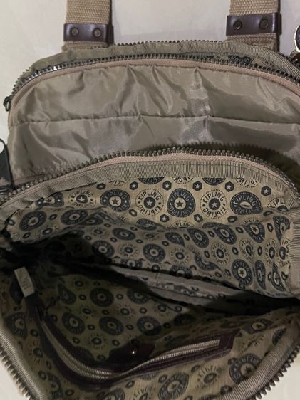 กระเป๋าสะพายKipling มือสอง 899ส่งฟรี รูปที่ 8