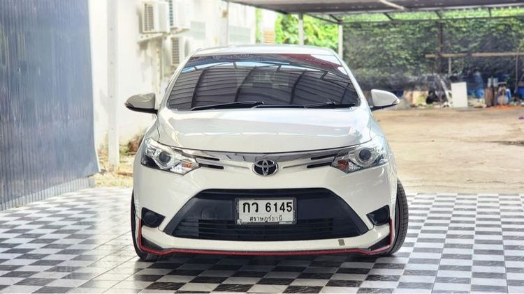 รถ Toyota Vios 1.5 G สี ขาว