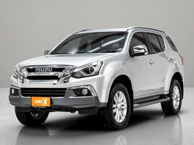 รถ Isuzu MU-X 3.0 สี บรอนซ์เงิน