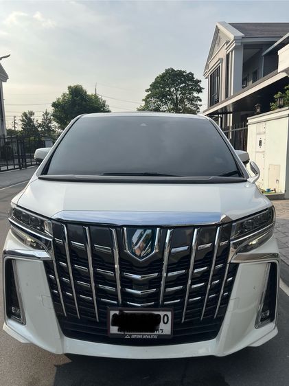 รถ Toyota Alphard 2.5 Hybrid SR C-Package E-Four 4WD สี ขาว